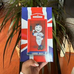 2024 NEW YORK METS MR. MET LONDON TELEPHONE PHONE BOOTH BOBBLEHEAD 5/11/24